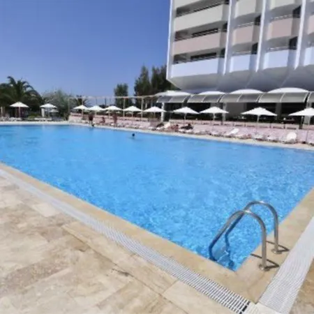Hotell Club Maxima 4*